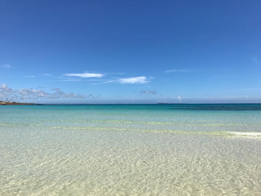 伊良部島の渡口が浜の海